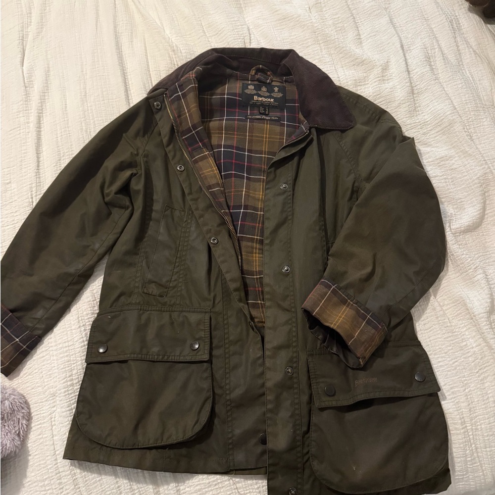 Barbour Beadnell Olive Green Waxed Jacket